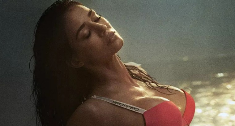 బికినీ లుక్ దిశా పటానీ