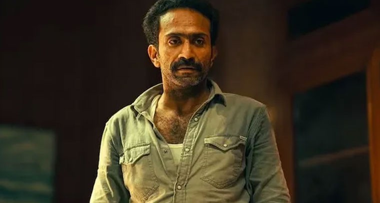 చిరంజీవితో పోటీకి సై అంటున్న దసరా విలన్‌