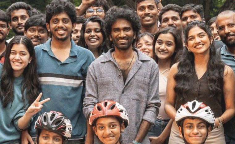 'డ్యూడ్' సెట్స్ లో ప్రదీప్ బర్త్ డే సెలెబ్రేషన్స్