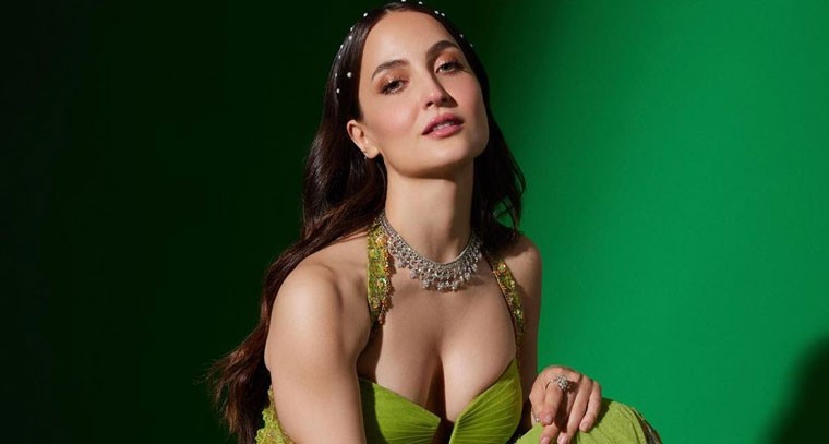 ఎల్లి అవ్రామ్ అద్భుతమైన ఫోటోషూట్ !