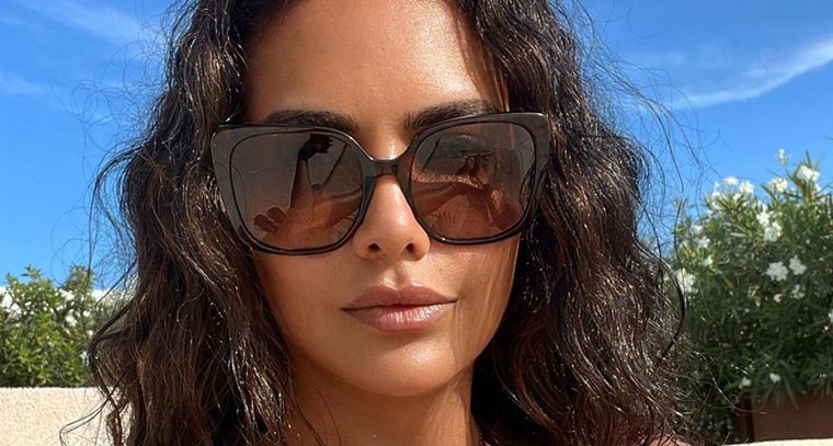 బోల్డ్ లుక్ లో ఈషా గుప్తా