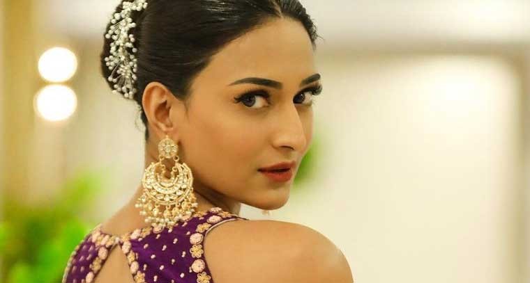 ఎరికా ఫెర్నాండెజ్ లేటెస్ట్ స్టిల్స్ 