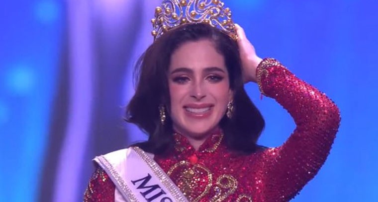 మిస్ యూనివర్స్‌గా ఫాతిమా