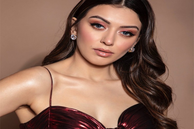 డిసెంబర్ 4న హన్సిక వివాహం... పెళ్లి కొడుకు ఎవరంటే..??