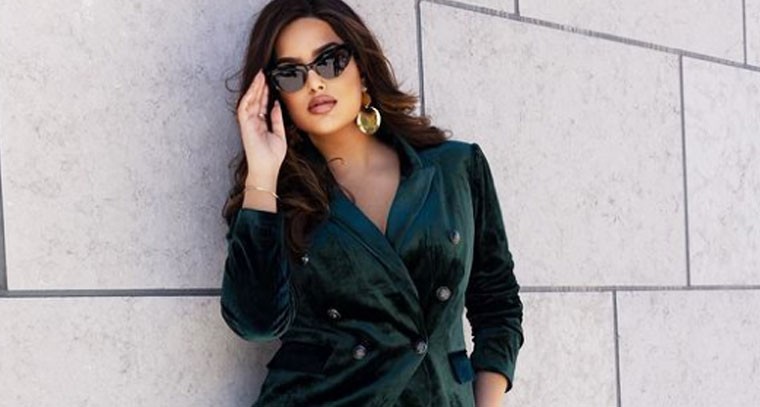 హర్నాజ్ కౌర్ సంధు స్టన్నింగ్ లుక్‌ 