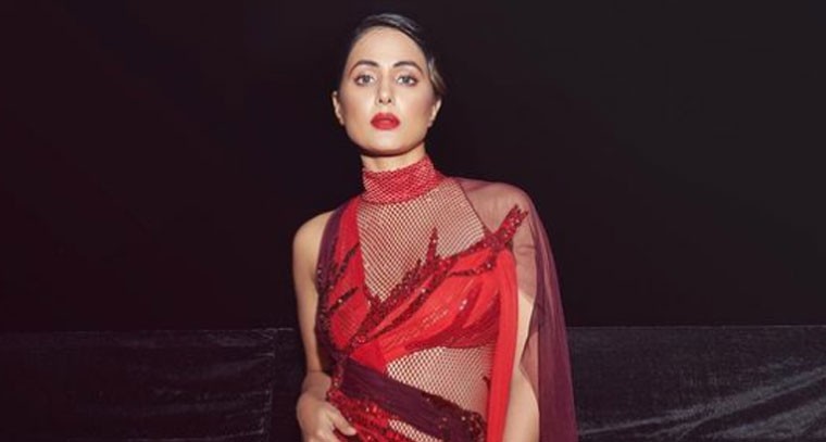 స్టైలిష్ లుక్ లో  హినా ఖాన్ !