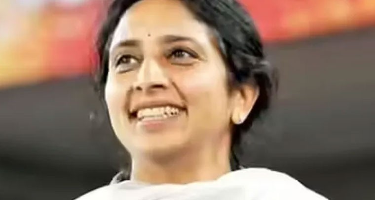 నువ్వు నాకు నచ్చావ్ మూవీ గుండమ్మ కథలా నిలిచిపోతుంది: వెంకటేష్ సతీమణి