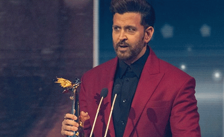 సౌదీ అరేబియాలో హృతిక్ రోషన్‌ను సత్కరించిన జాయ్ అవార్డ్స్ 