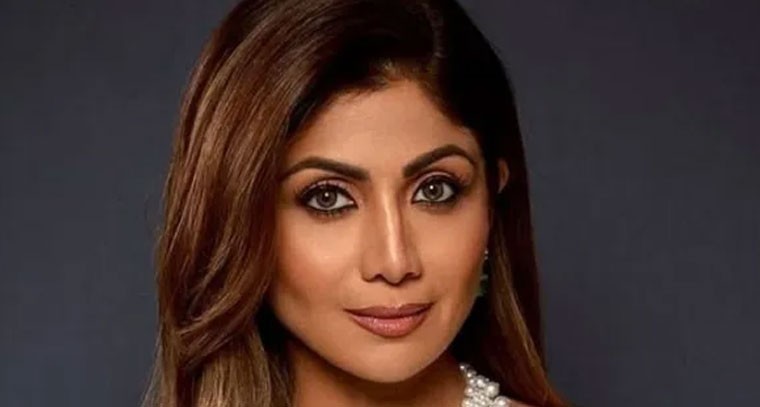 రెస్టారెంట్‌పై పోలీసు కేసు.. హైకోర్టును ఆశ్రయించిన నటి