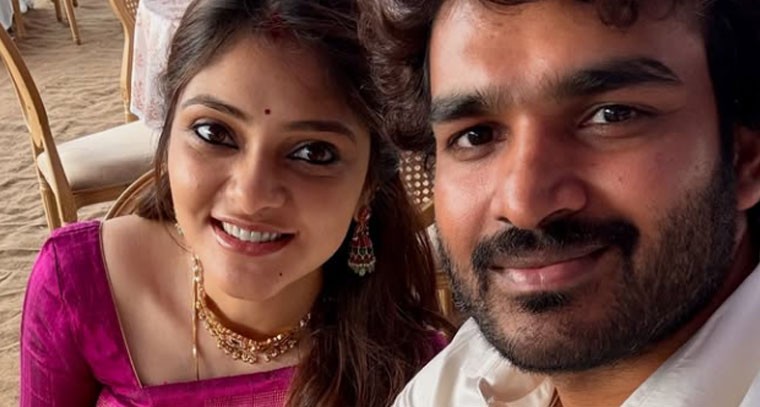 టాలీవుడ్‌ రొమాంటిక్ కపుల్‌ క్యూట్ మోమెంట్స్