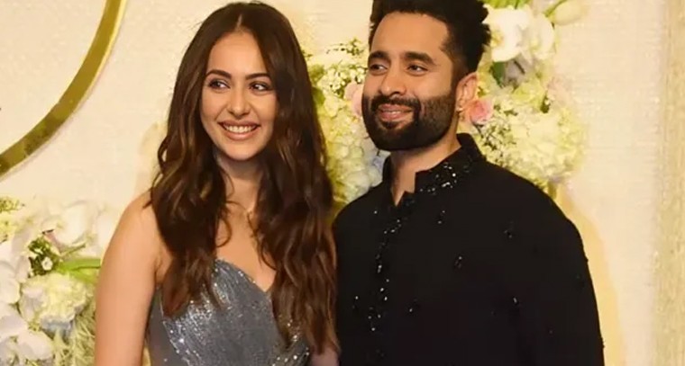 ‘బడే మియా.. చోటే మియా’ కోసం ఆస్తులు తాకట్టు పెట్టా: రకుల్ భర్త