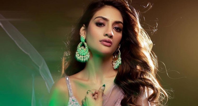 జిమ్ లుక్‌ లో నుస్రత్ జహాన్ 