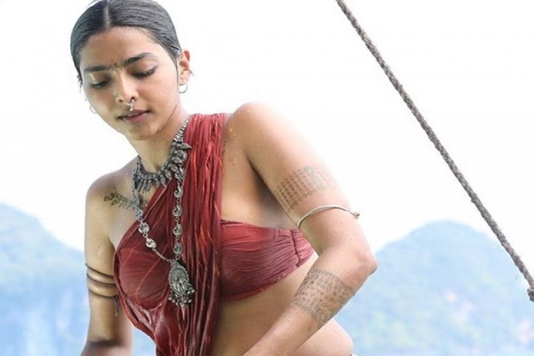 PS 1 : బ్యూటిఫుల్ & సోల్ ఫుల్ 'జలసఖి నేనై' వీడియో సాంగ్ రిలీజ్ 