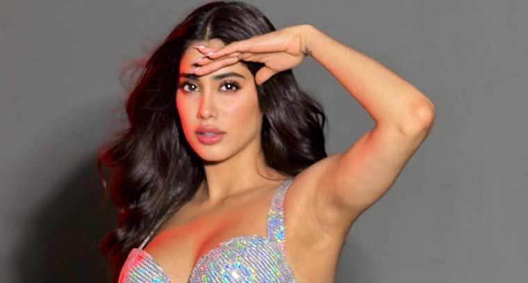 నయా లుక్‌లో మెరిసిన  జాన్వీ