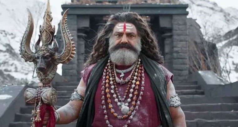 అఖండ 2: అడ్వాన్స్ బుకింగ్స్ జోరు.. 15 కోట్లు దాటిన గ్రాస్!