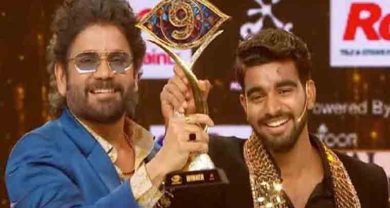 తెలుగు బిగ్‌బాస్ సీజన్ 9 విజేతగా కల్యాణ్ పడాల
