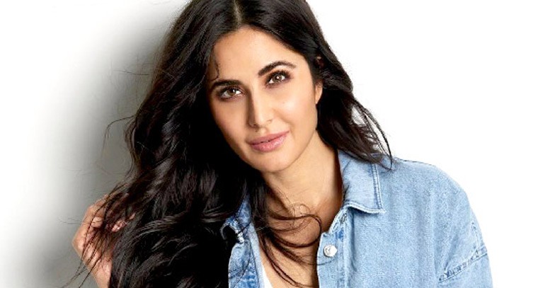 థైస్ షోతో హీటుపెంచుతున్న కత్రినా కైఫ్