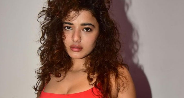 కేతిక శర్మ బోల్డ్ ట్రీట్ !