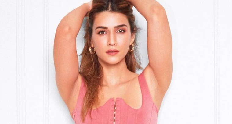  కృతి సనన్  వర్కౌట్ వీడియో వైరల్ 