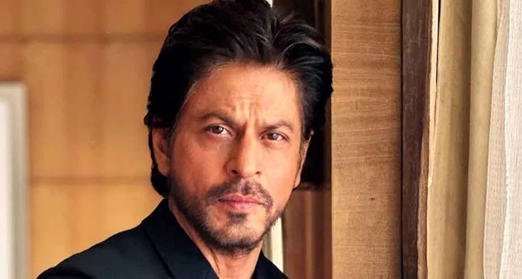 టాలీవుడ్ స్టార్ తారక్ హీరోకి ధీటుగా షారుక్ ఖాన్..  