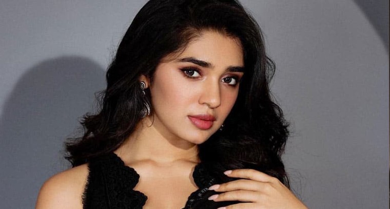 కోలీవుడ్‌లో ఫుల్‌ బిజీగా  కృతిశెట్టి  