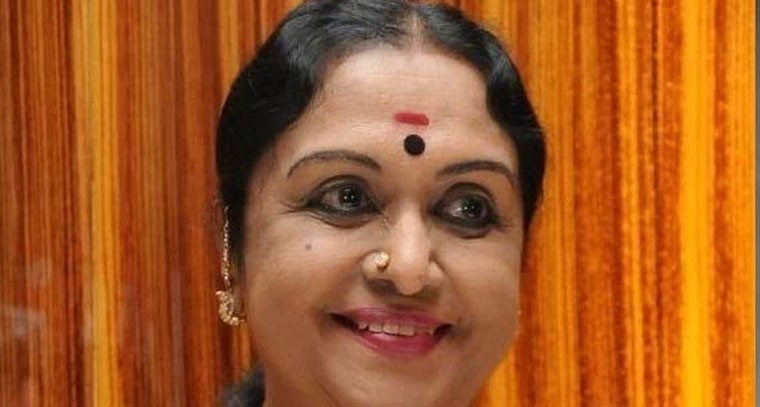 ప్రముఖ నటి సరోజాదేవి కన్నుమూత