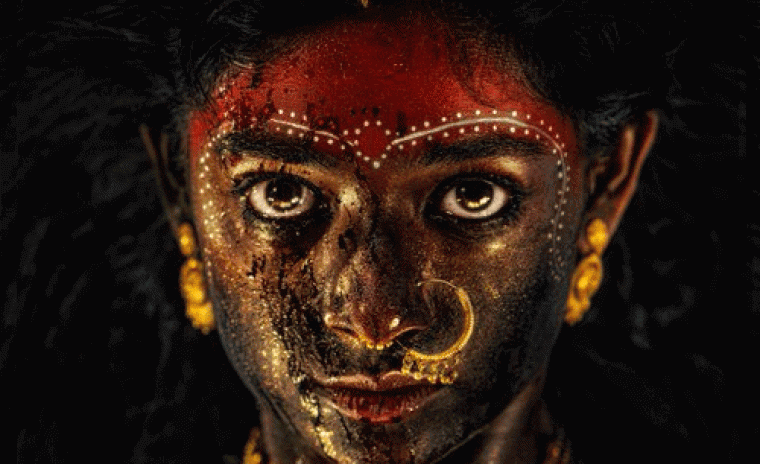 'మహాకాలి' ఆన్ బోర్డులో భూమి శెట్టి