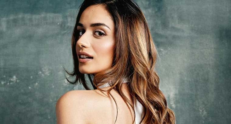 మానుషి చిల్లర్ నయా షో