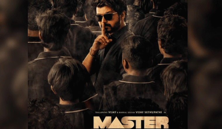 విజయ్ సంచనల నిర్ణయం షాక్ లో అభిమానులు...