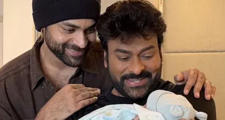 మనవడితో మెగాస్టార్.. చిరంజీవి పోస్ట్ వైరల్