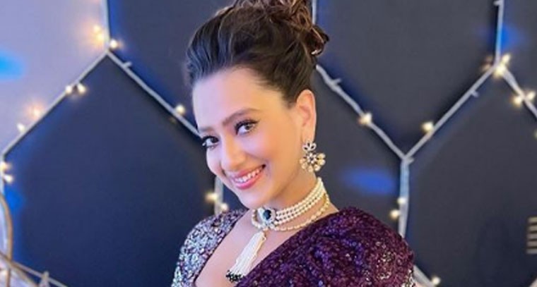 మదాల్సా శర్మ లేటెస్ట్ స్టిల్స్ 