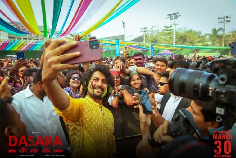 ముంబై డంక్ ఫెస్ట్ లో నాని.. ఘనస్వాగతం పలికిన ఫ్యాన్స్ 