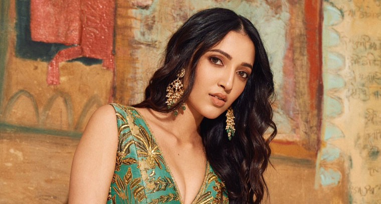  ట్రెడిషనల్ వేర్ లో మెరిసినా నేహాశెట్టి