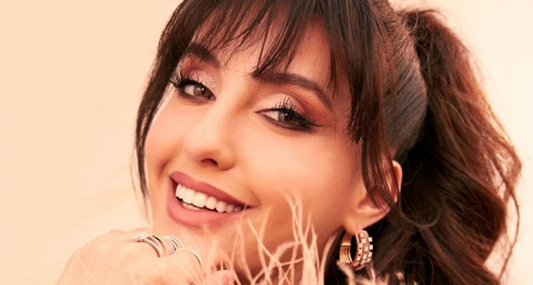 నోరా ఫతేహి కిల్లర్ లుక్స్ 