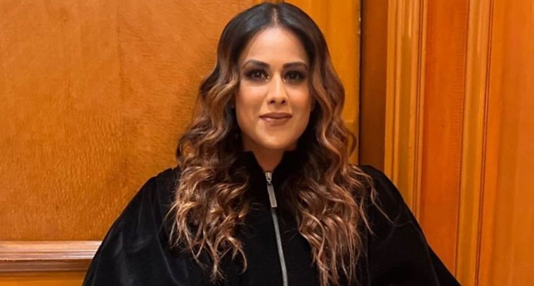 నలుపు రంగు ఫుల్ స్లీవ్స్ క్రాప్ జాకెట్ లో నియా శర్మ స్టిల్స్ 