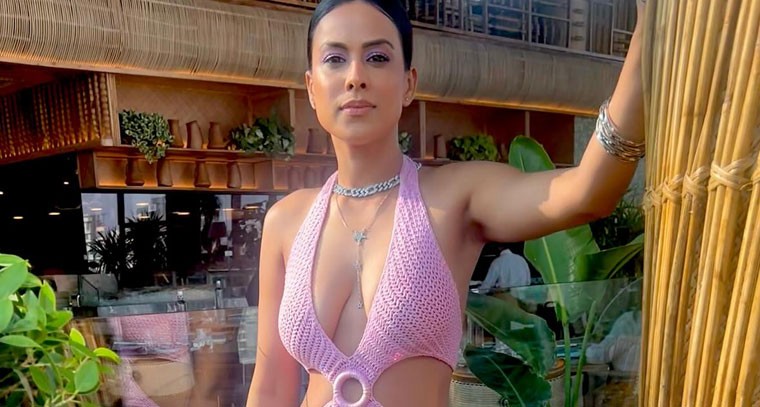 నియా శర్మ  హాట్ ఫొటోస్ 