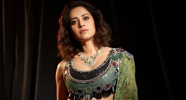 గ్రీన్ కలర్ ఎంబ్రాయిడరీ డ్రెస్ లో నుస్రత్ భారుచా