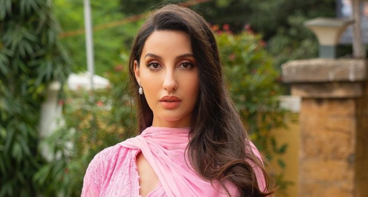 ట్రెడిషనల్ వేర్ లో నోరా ఫతేహి  బ్యూటీఫుల్ లుక్స్