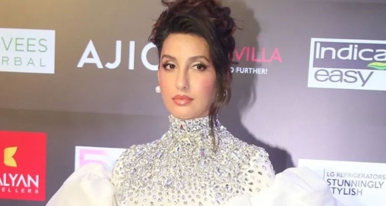 వైట్ డ్రెస్ లో నోరా ఫతేహి  