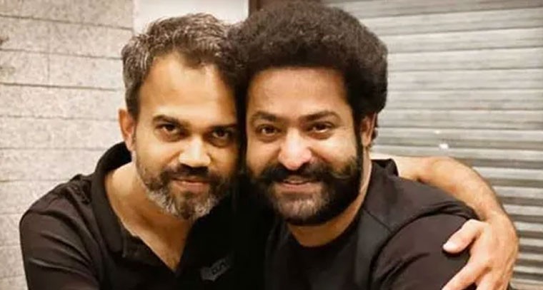 త్వరలోనే ఎన్టీఆర్ - ప్రశాంత్ నీల్ సినిమా టైటిల్ రివీల్