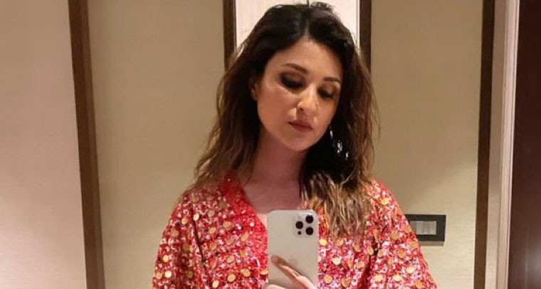 పరిణీతి చోప్రా లేటెస్ట్ పోజ్