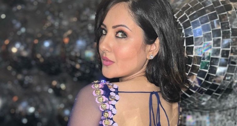 హాట్ లుక్స్‌ లో  పూజా బెనర్జీ !