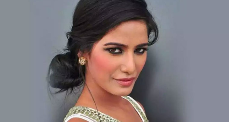 ప్రముఖ బాలీవుడ్ హీరోయిన్ పూనమ్ పాండే మృతి