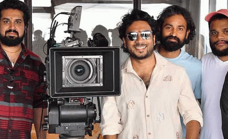 డీజే టిల్లు డైరెక్టర్ తో జతకట్టిన రాగ్ మయూర్‌