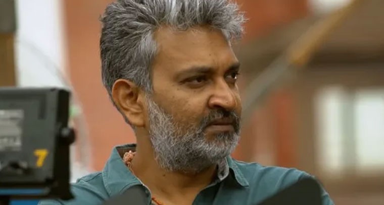 డైరెక్టర్ రాజమౌళిపై 3 కేసులు నమోదు!