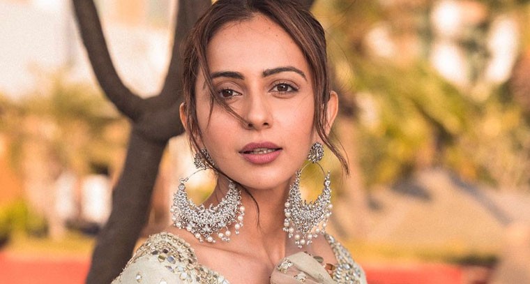 రకుల్ ప్రీత్ సింగ్ స్టైలిష్ ఫోటోషూట్ !