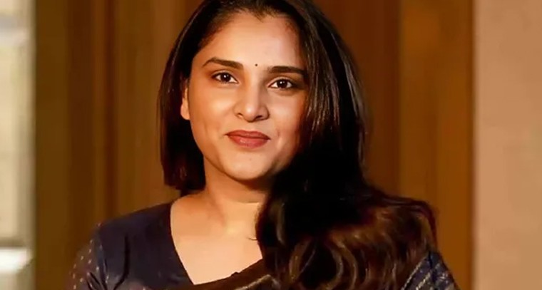 దర్శన్ ఫ్యాన్స్ చంపేస్తామని బెదిరిస్తున్నారు: నటి రమ్య
