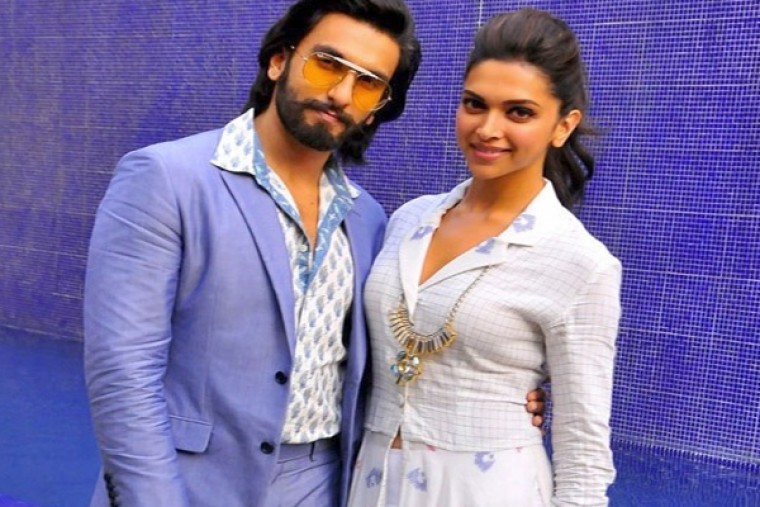 వైరల్ టాపిక్: రణ్ వీర్ - దీపికాల మధ్య ఏం జరుగుతుంది..??