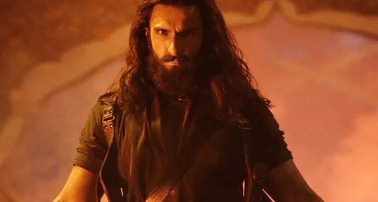 ధురంధర్' డిజిటల్ హక్కులు.. రూ.285 కోట్లకు నెట్‌ఫ్లిక్స్‌కు