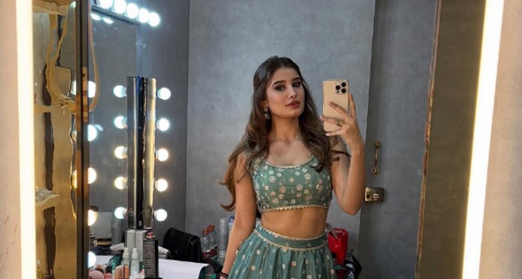 రాషా తడానీ లెహంగా లుక్స్ చూశారా? 